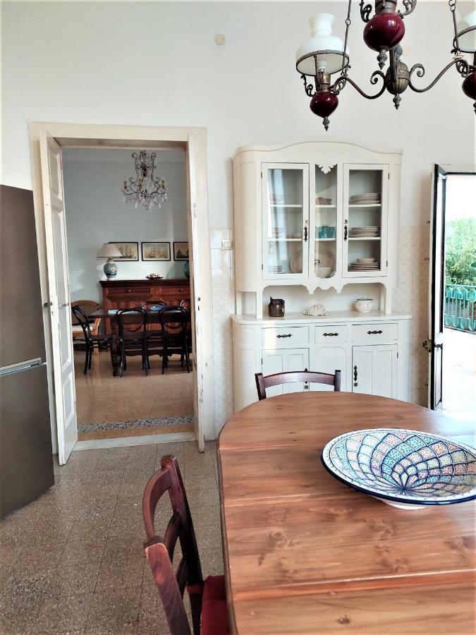 Villa Nel Salento - Ampie Camere E Giardino, Fino A 9 Persone Barbarano del Capo ภายนอก รูปภาพ